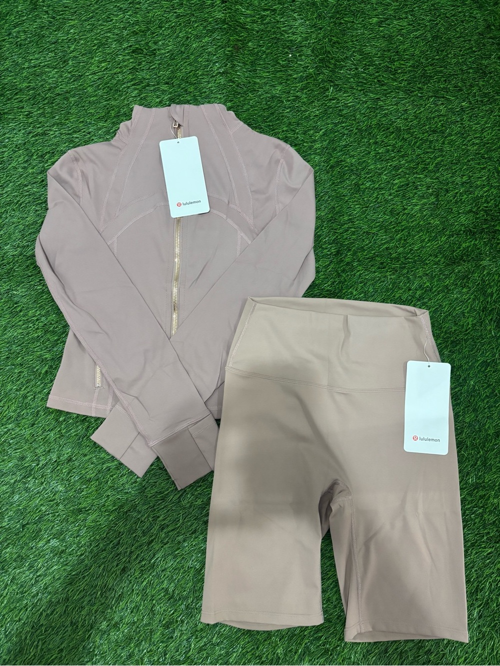 Cropped Lululemon Define Jacket + Twilight Rose/Gold Shorts Set